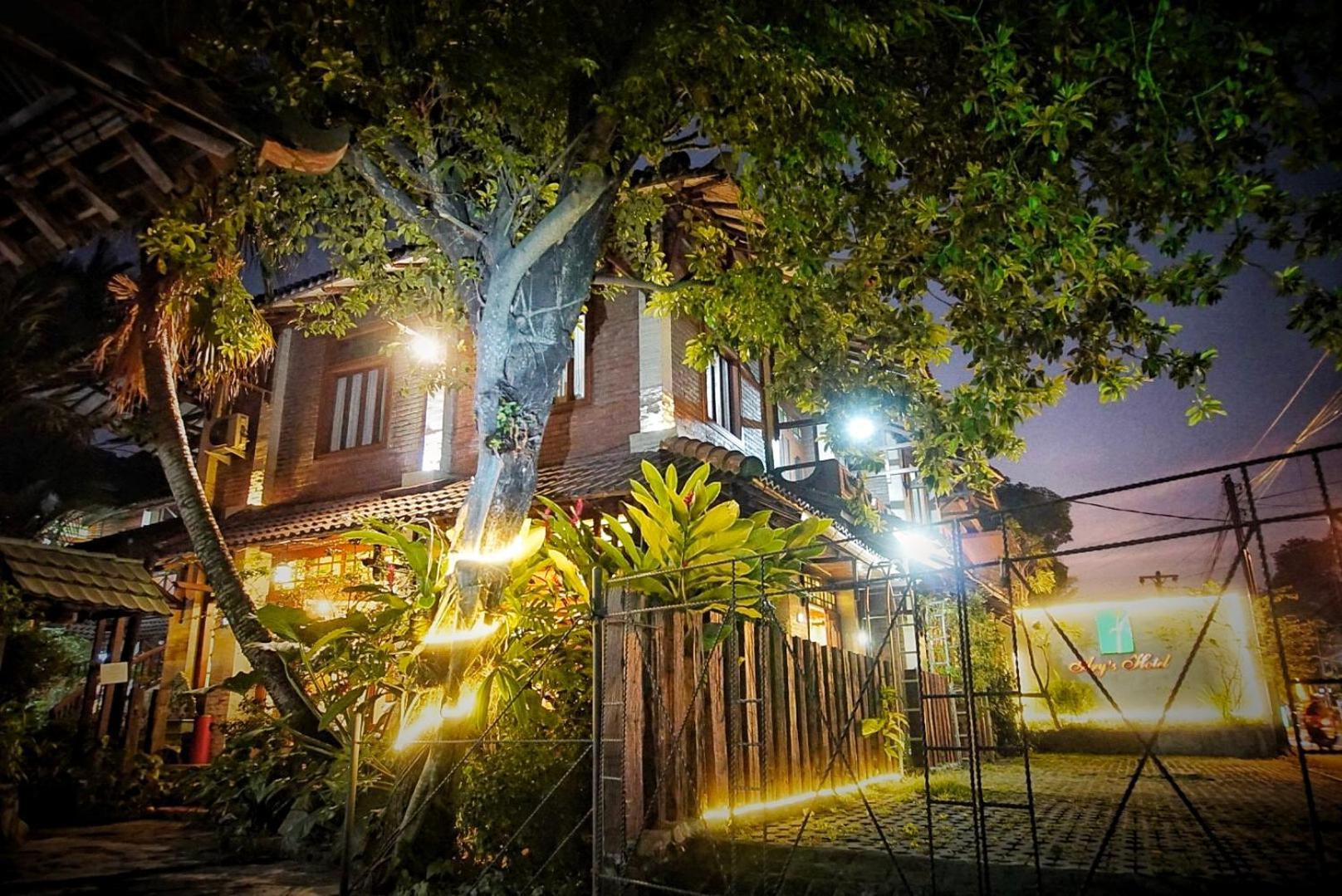 Ary'S Hotel By Cocotel Yogyakarta Eksteriør billede